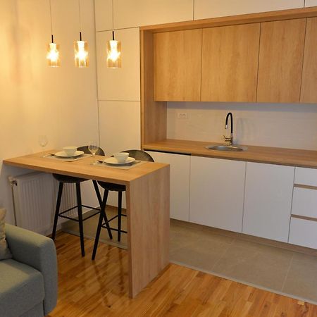 Hm Apartments Indija Luaran gambar