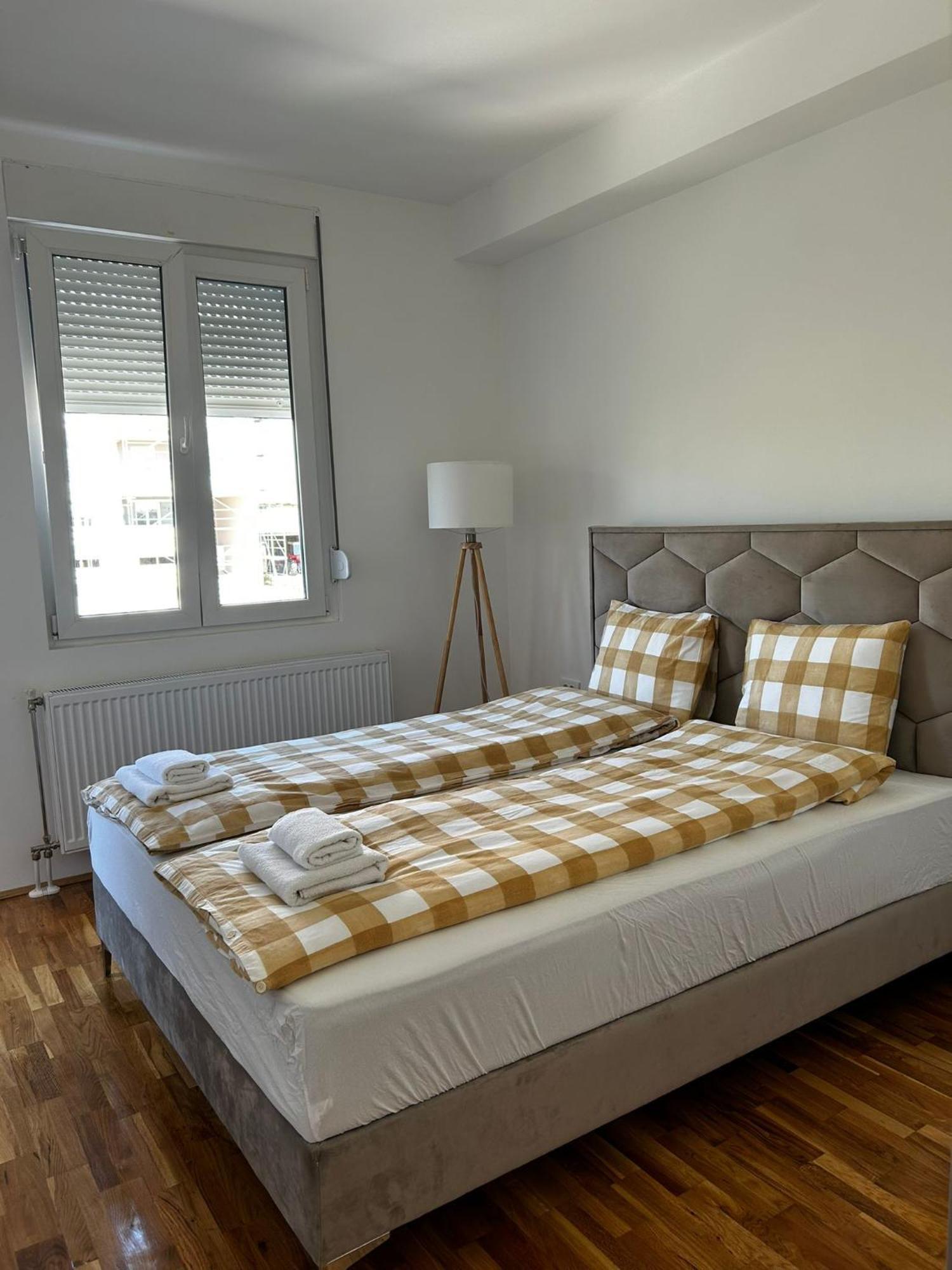 Hm Apartments Indija Luaran gambar